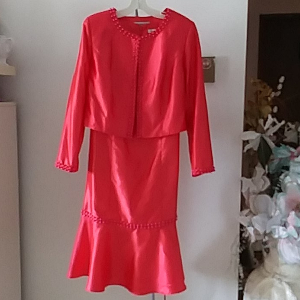 Beautiful Dress & Jacket Set With Matching Beads